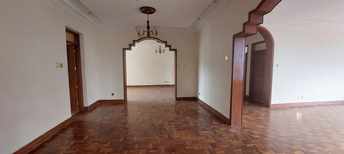 4 Bed Apartment with En Suite in Kileleshwa - 3