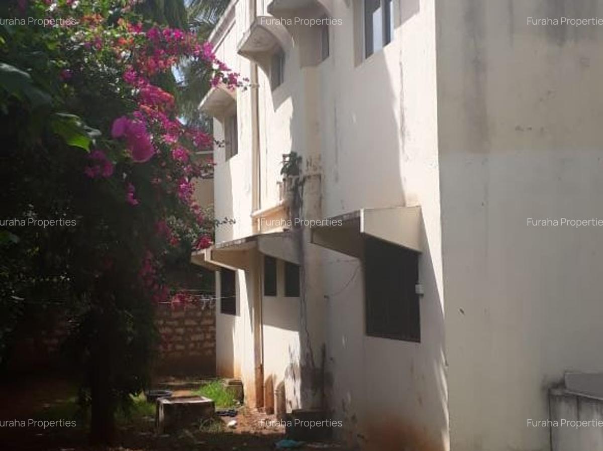 2 Bed Apartment with En Suite in Malindi - 10