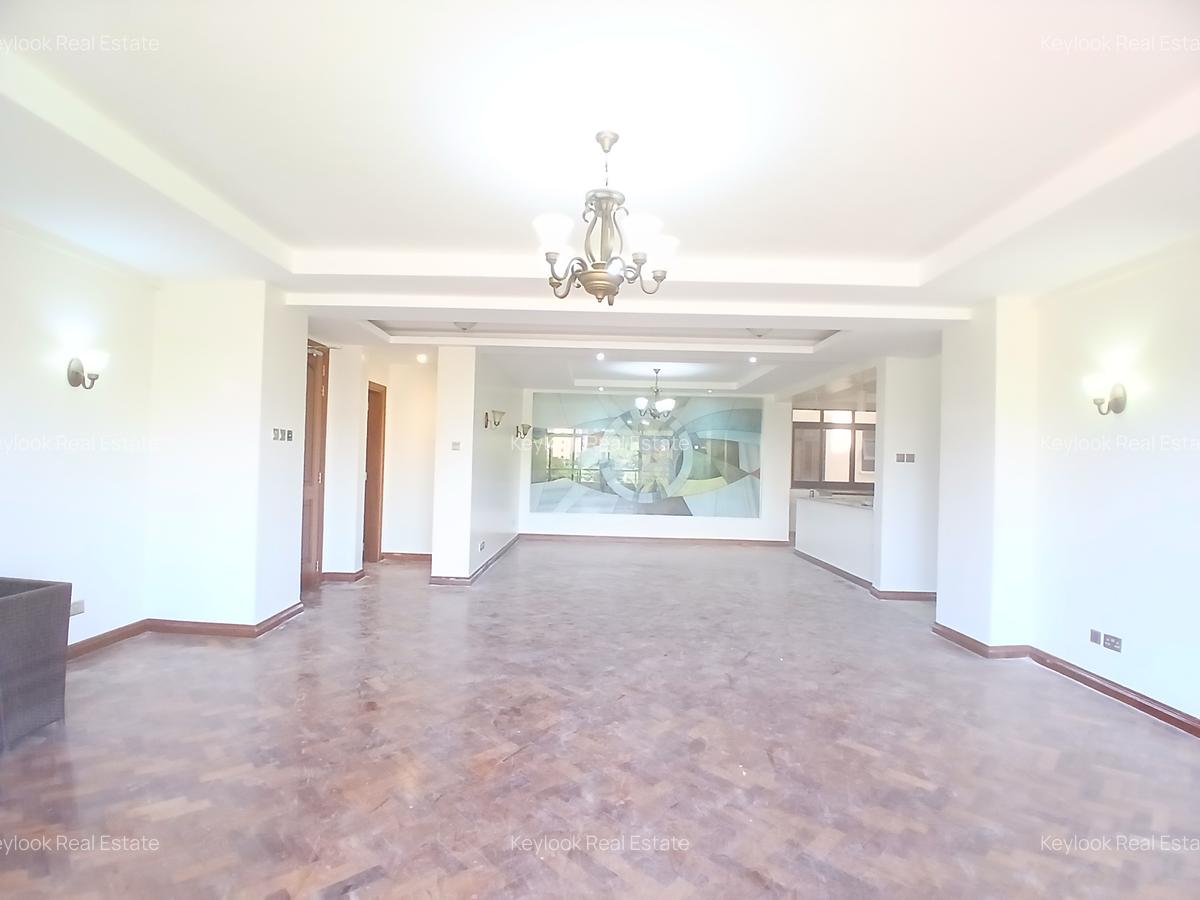 3 Bed Apartment with En Suite at Riverside Drive - 8