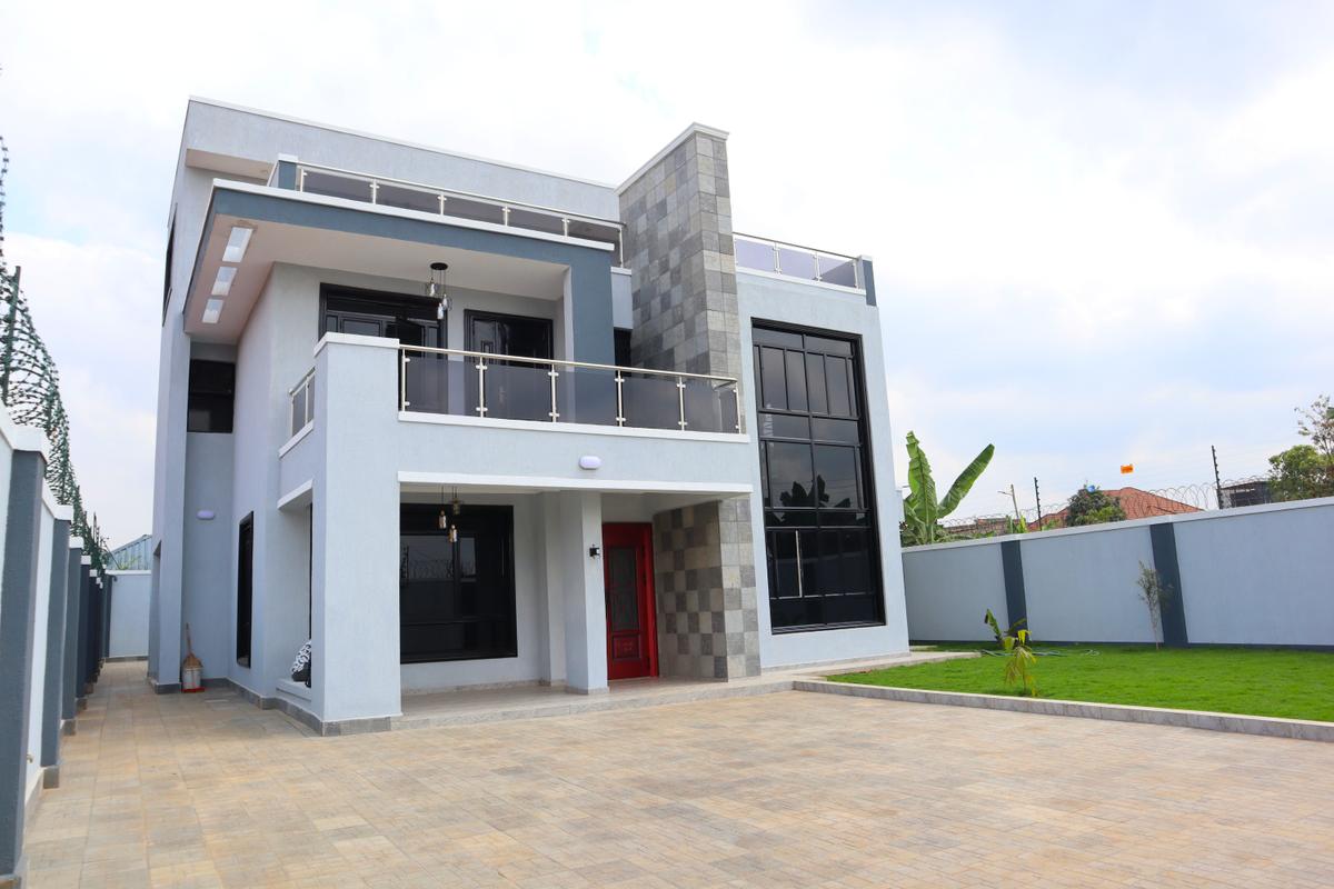 4 Bed House with En Suite at Mugutha Area - 2