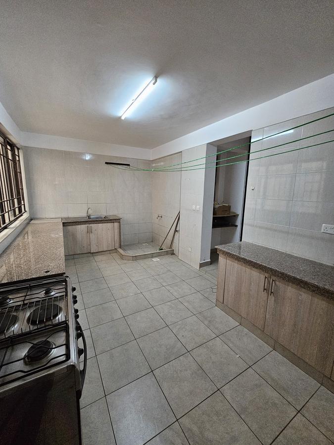 4 Bed Apartment with En Suite at Spring Valley - 8