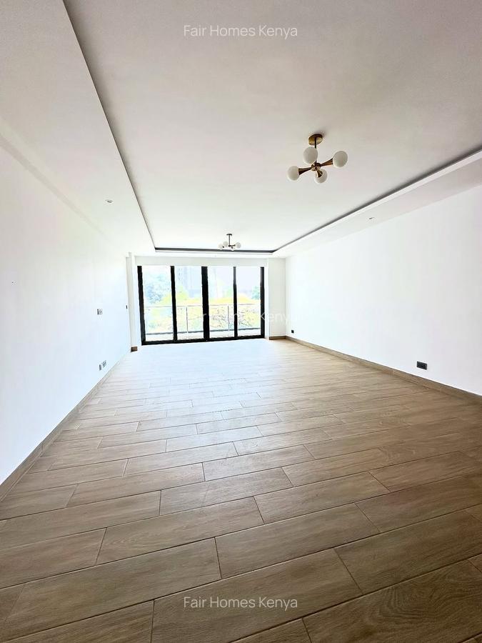 3 Bed Apartment with En Suite at Riverside Drive - 3