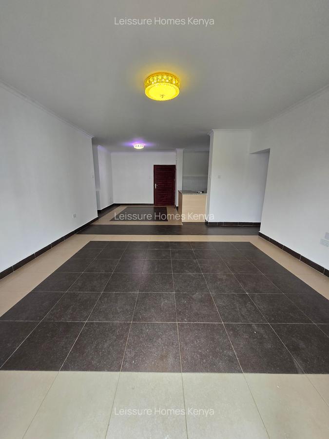 2 Bed Apartment with En Suite at Hatheru Road - 5