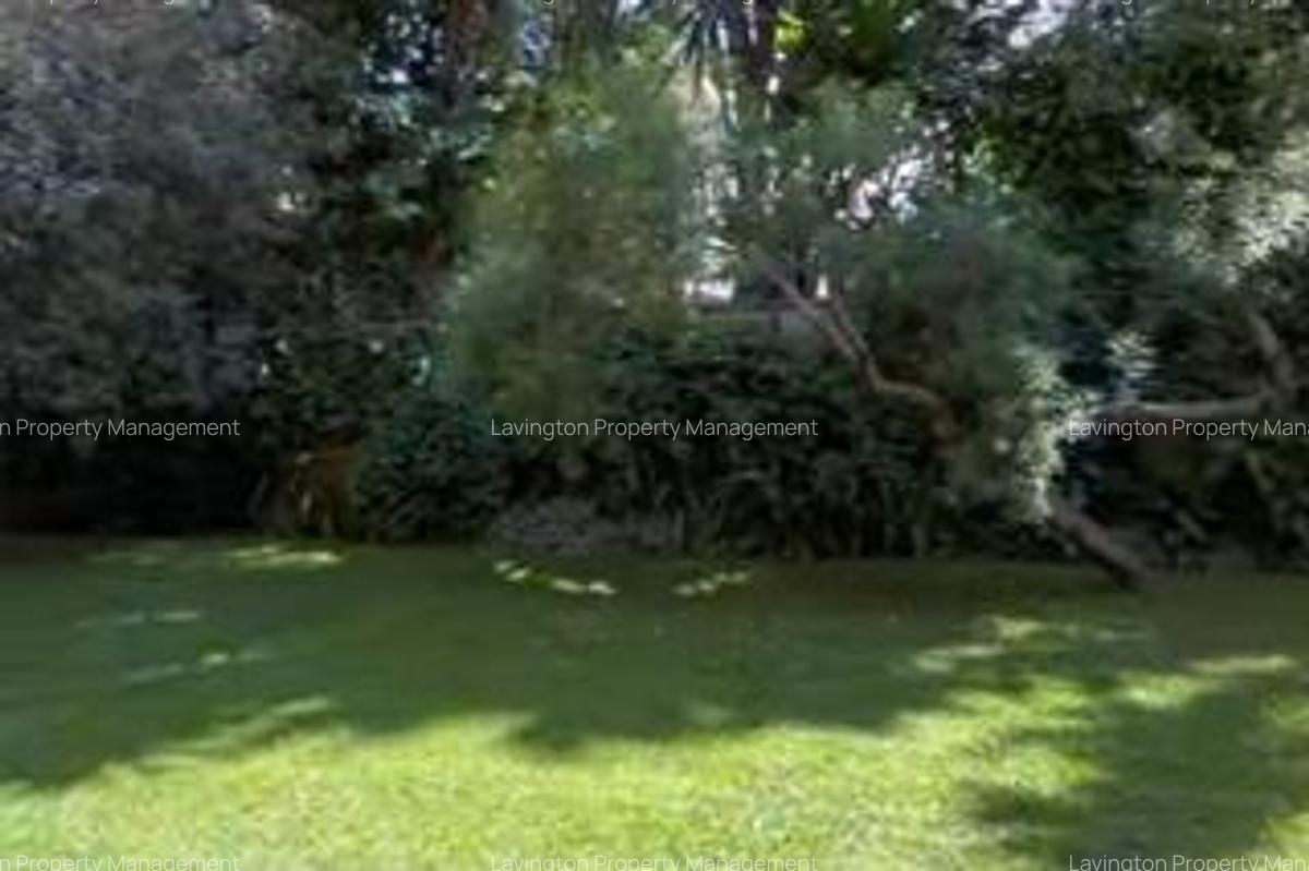 4 Bed Townhouse with En Suite at Lavington Green - 13