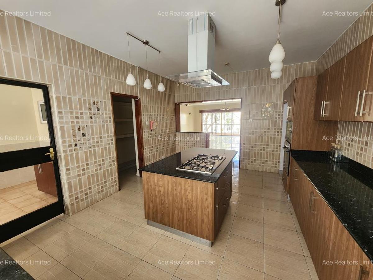 3 Bed Apartment with En Suite at Rhapta Road - 8