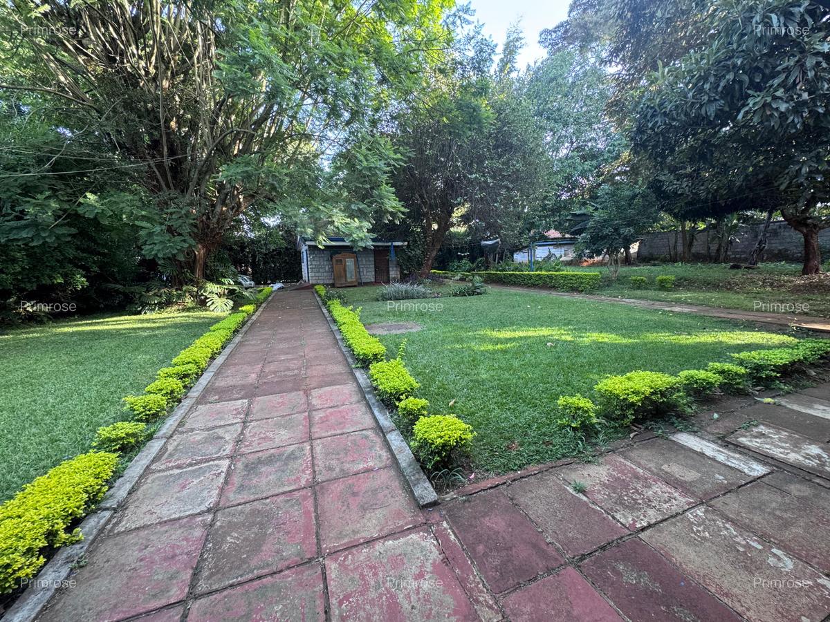 3 Bed House in Lavington - 1