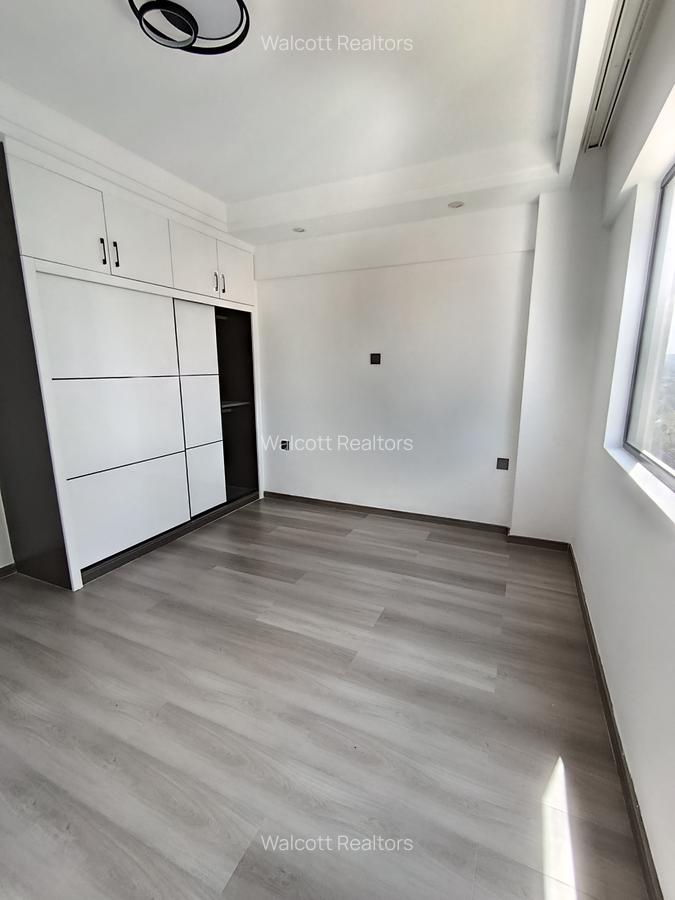 2 Bed Apartment with En Suite in Westlands Area - 10