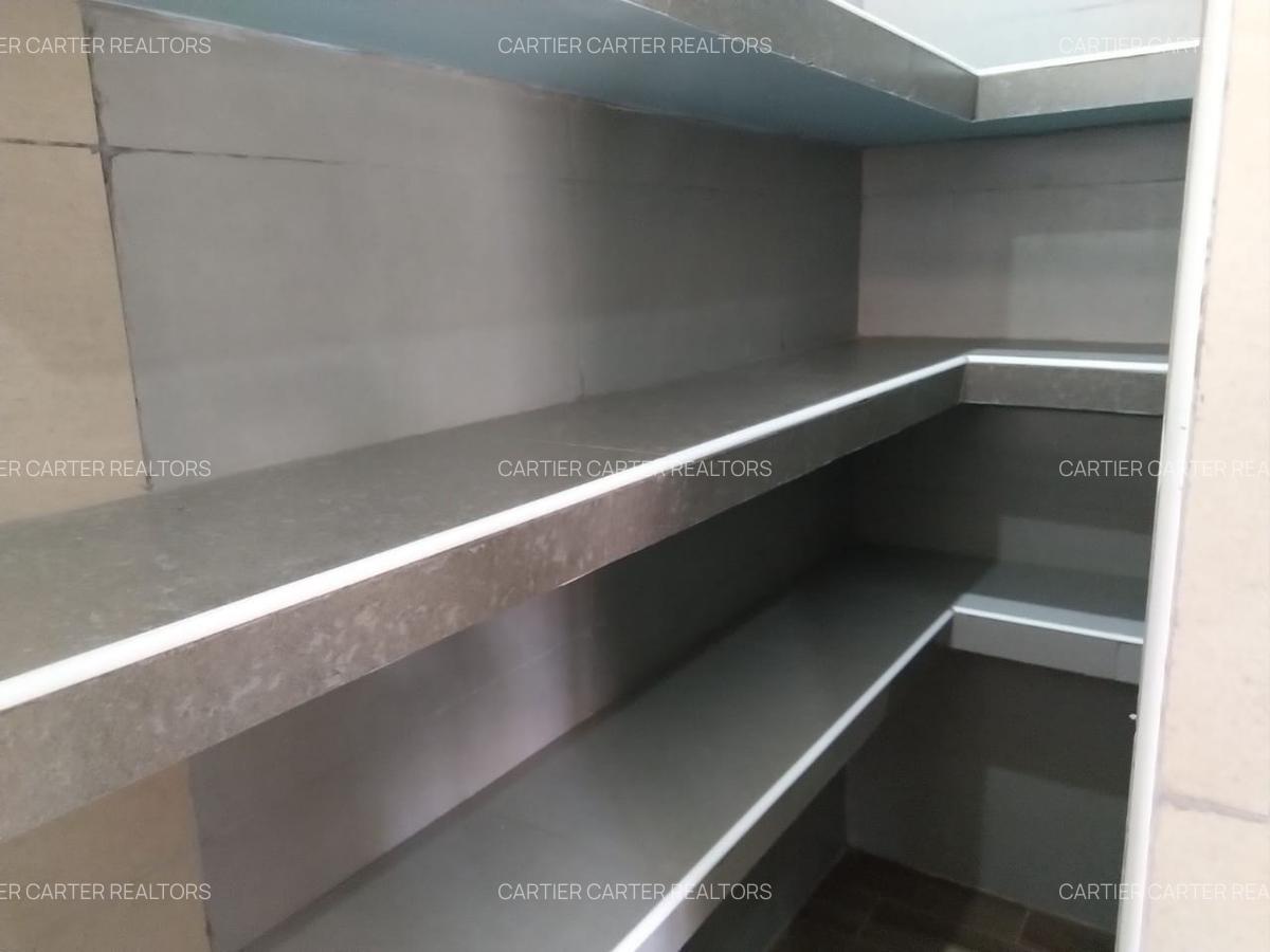 3 Bed Apartment with En Suite in Imara Daima - 8