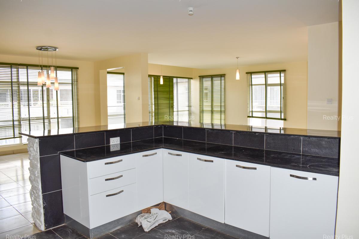 4 Bed Apartment with En Suite in Riara Road - 3
