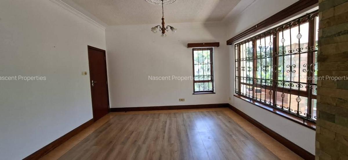 5 Bed Villa with En Suite in Runda - 8