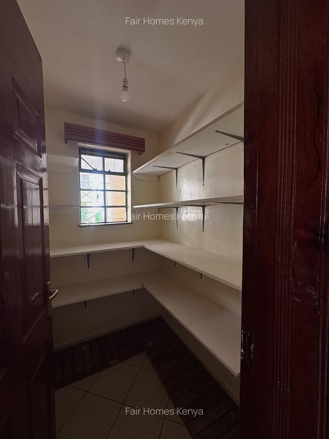 4 Bed Townhouse with En Suite at Chalbi Drive - 6