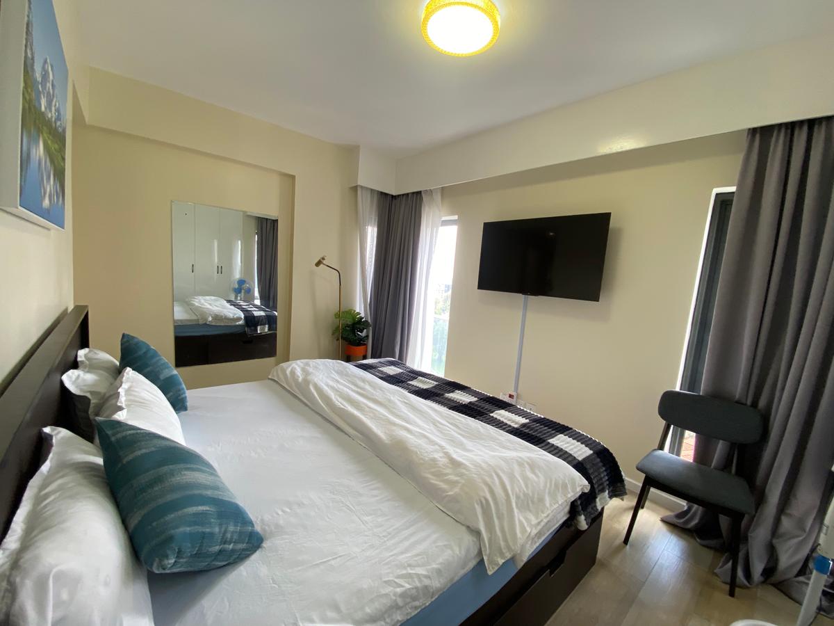 Serviced 1 Bed Apartment with En Suite in Riverside - 10