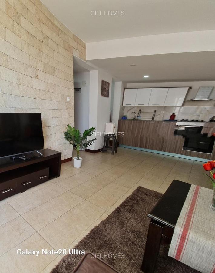 Furnished 1 Bed Apartment with En Suite at Wood Avenue - 5