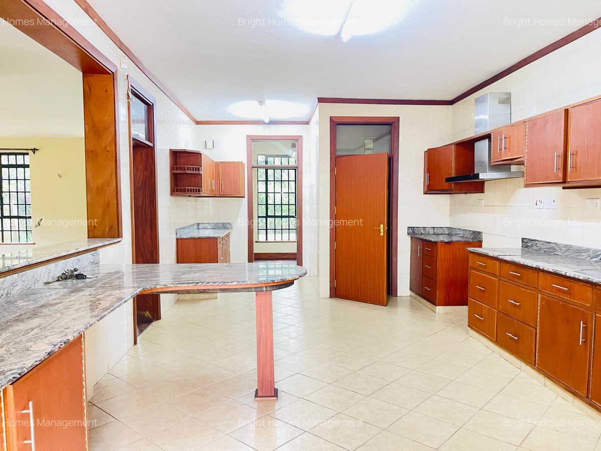 4 Bed House with En Suite in Muthaiga - 16