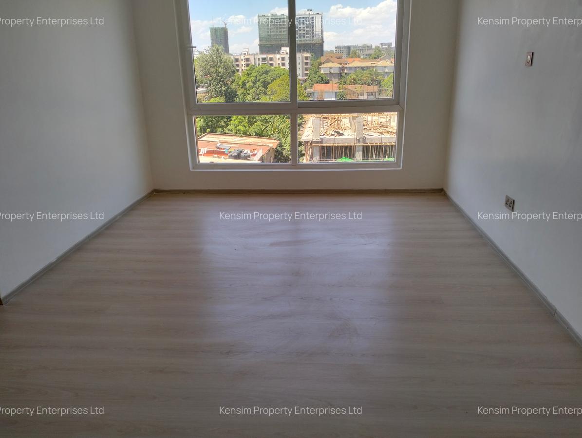 3 Bed Apartment with En Suite in Westlands Area - 2