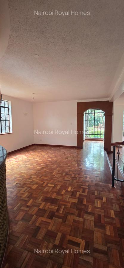 5 Bed Townhouse with En Suite at Ndoto Road - 18