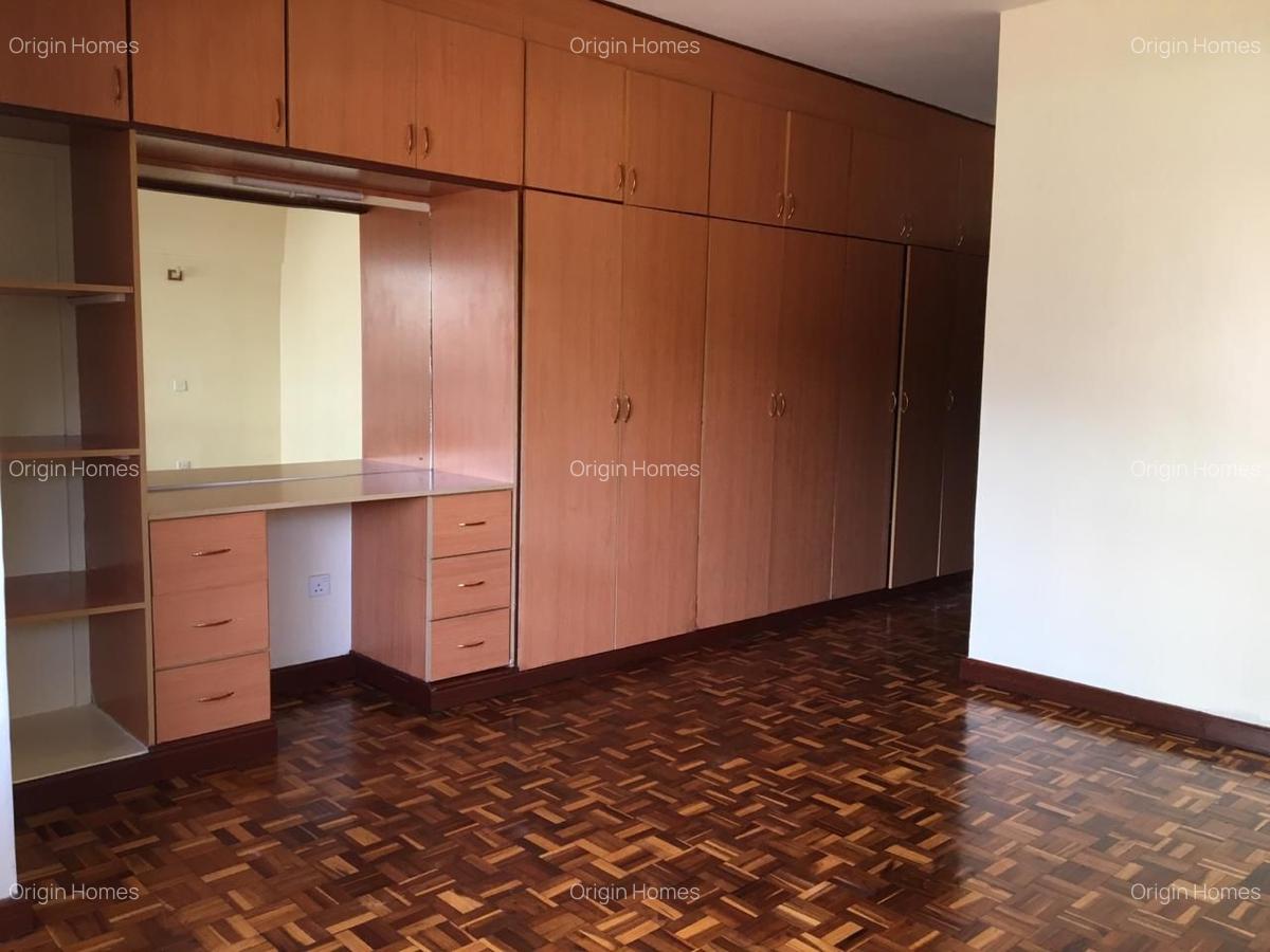 3 Bed Apartment with En Suite at Rhapta Road - 14