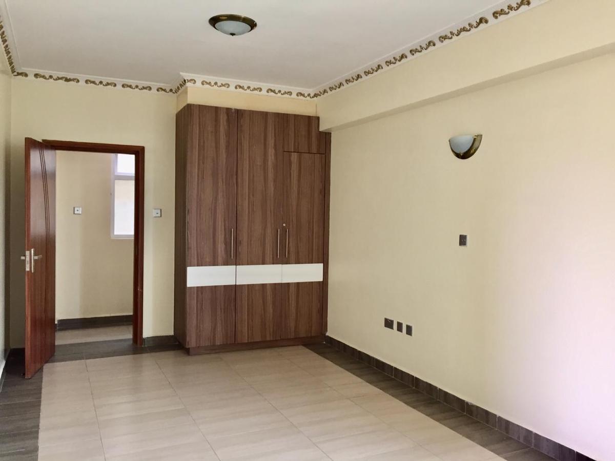 3 Bed Apartment with En Suite in Kilimani - 10