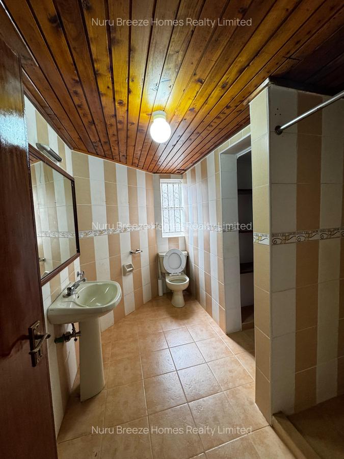 4 Bed House with En Suite in Gigiri - 10
