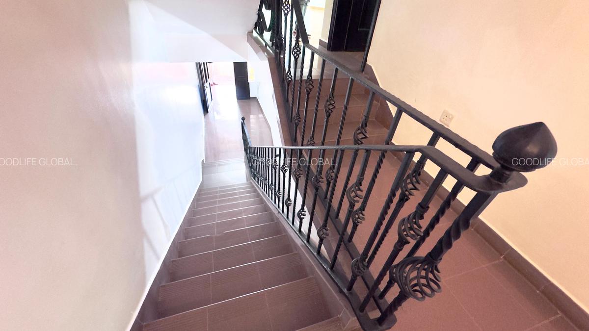 3 Bed Villa with En Suite at Spring Valley - 8