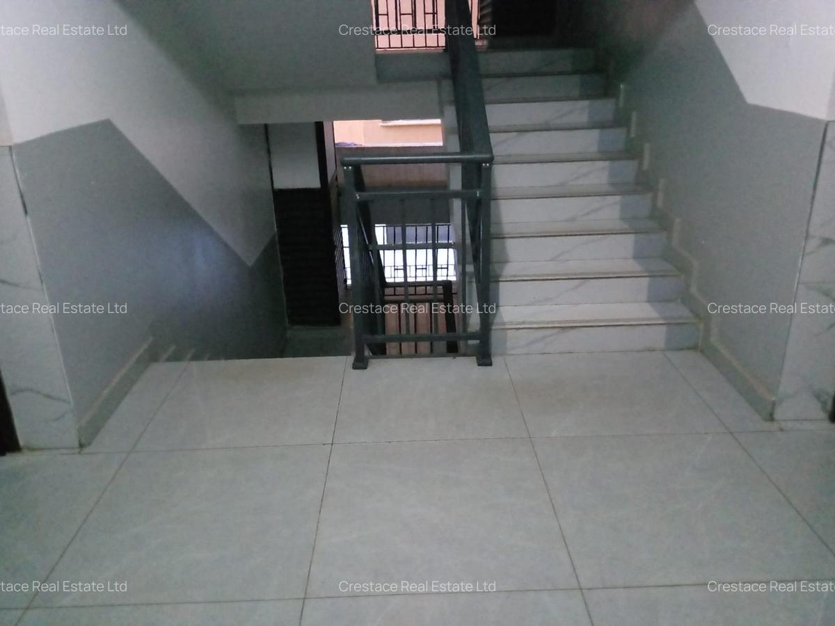 1 Bed Apartment with Gym in Kilimani - 11