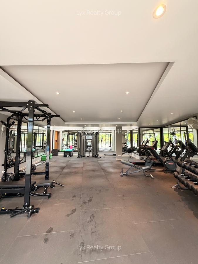 5 Bed Villa with En Suite in Spring Valley - 20