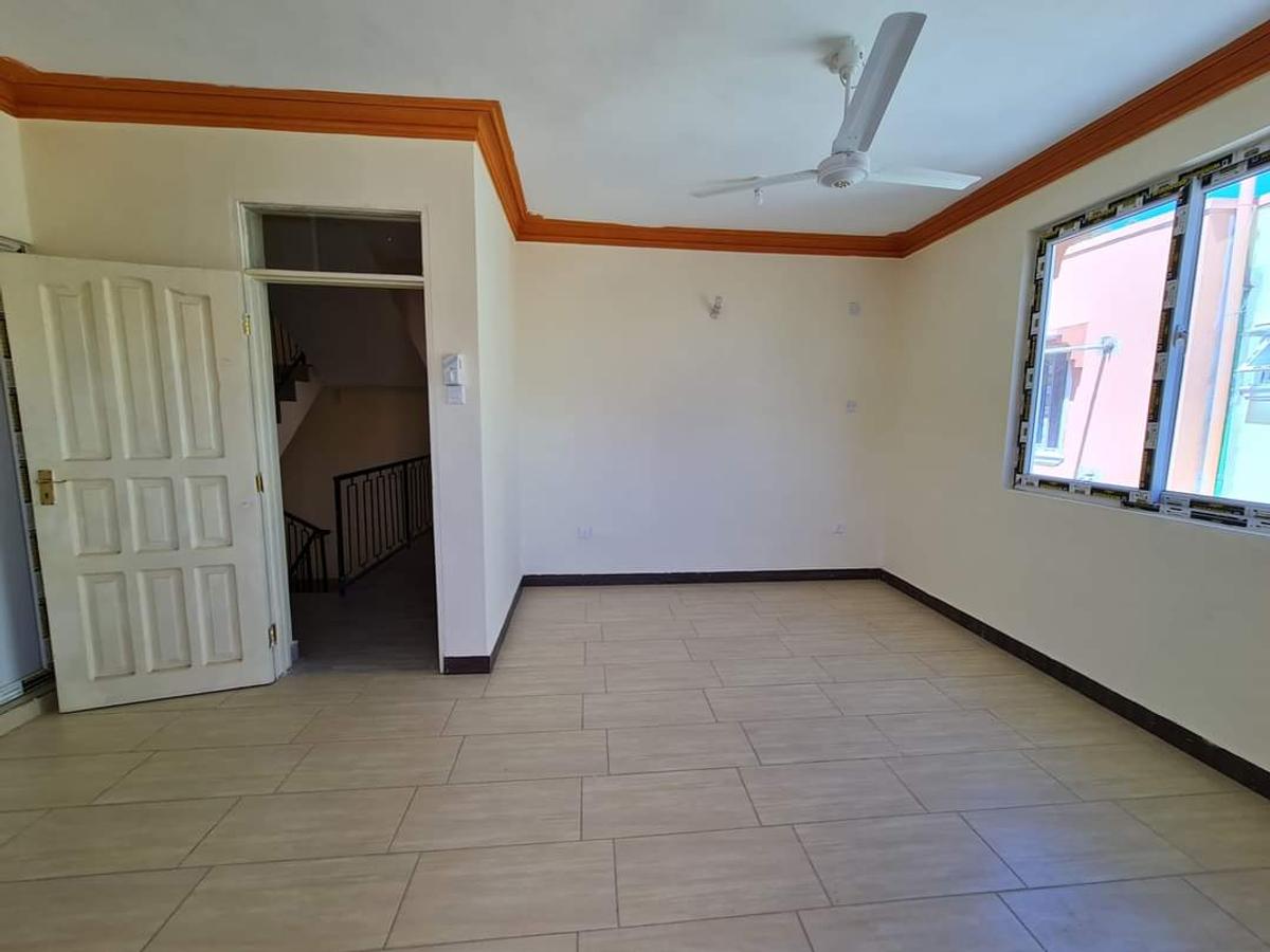 Serviced 3 Bed Apartment with En Suite at Mtwapa Mtwapa - 5