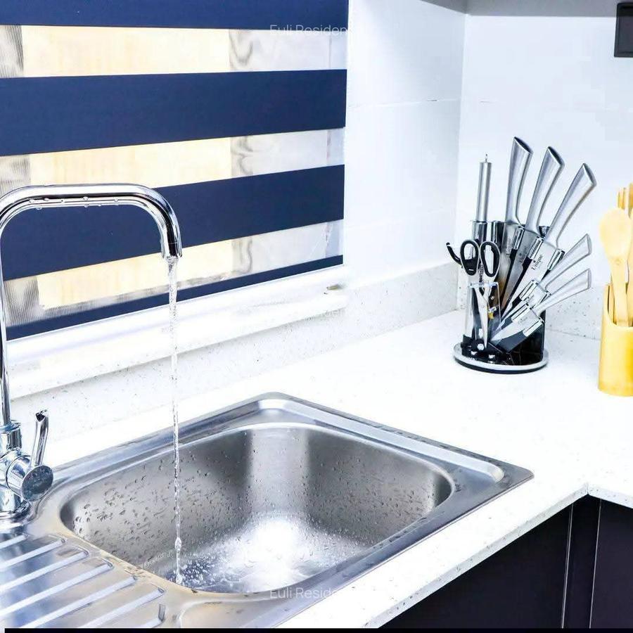 2 Bed Apartment with En Suite at Rhapta Rd - 3