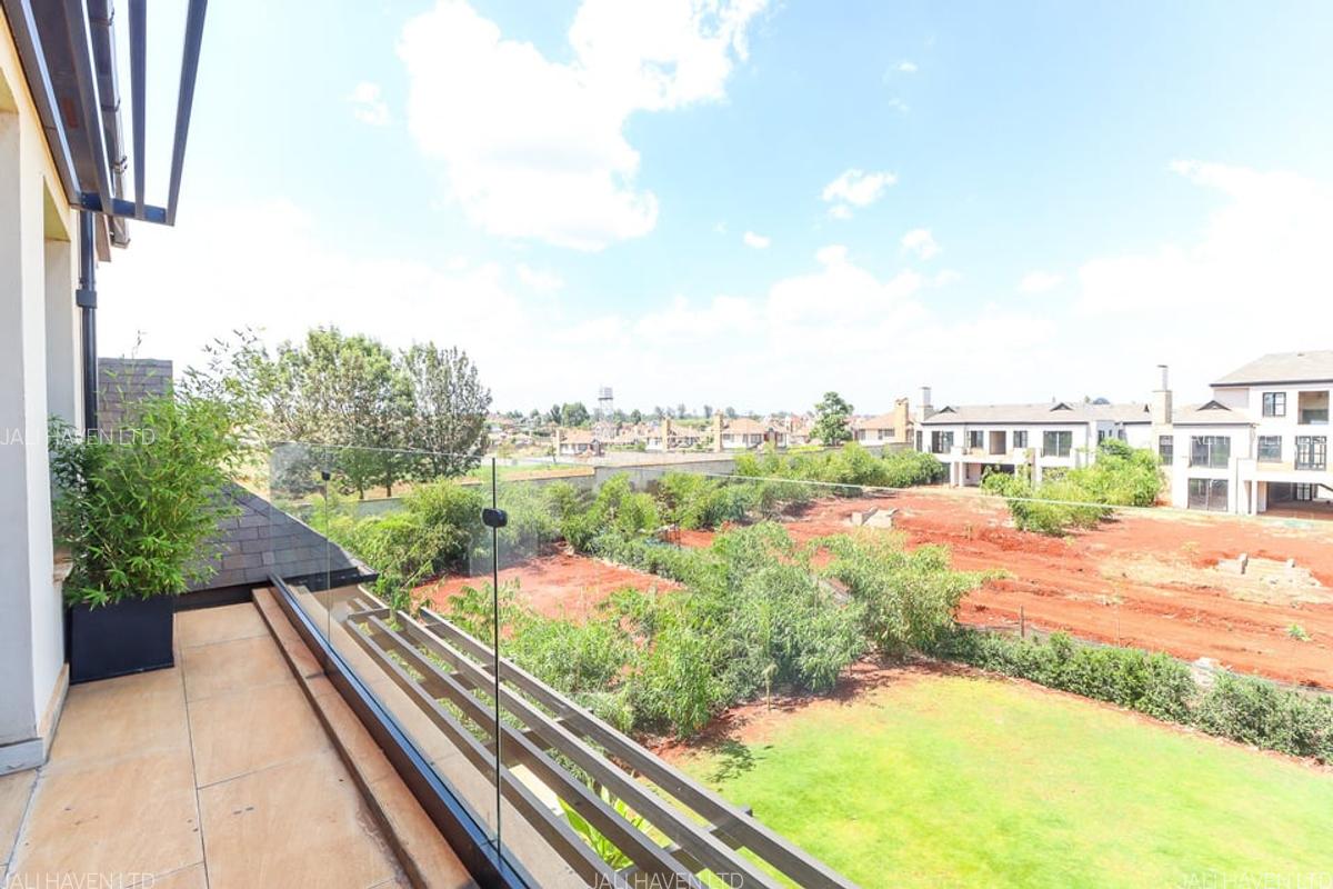 5 Bed Villa with En Suite in Runda - 17