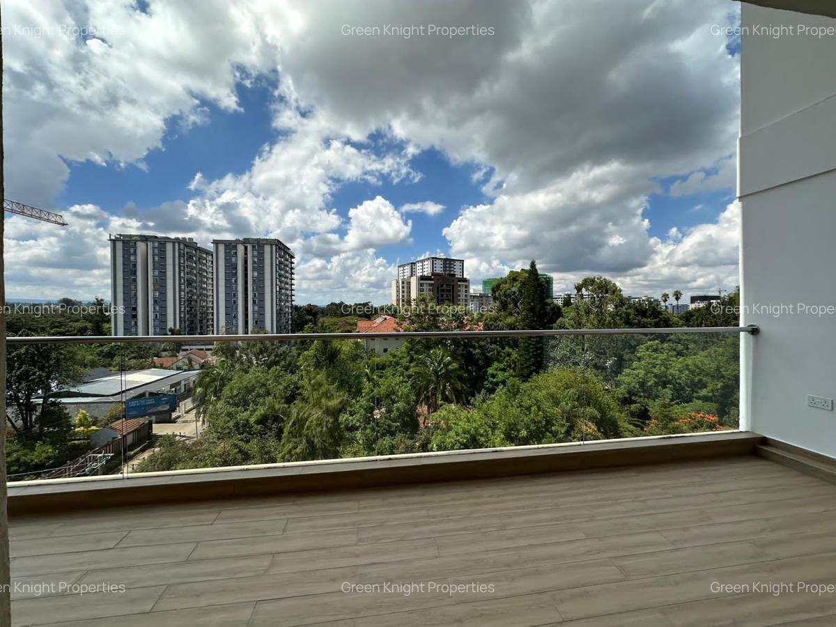 Serviced 3 Bed Apartment with En Suite in Lavington - 2