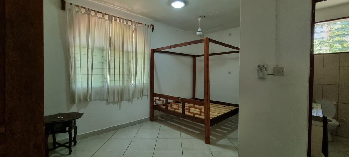 Serviced 3 Bed Apartment with En Suite at La-Marina Mtwapa - 7