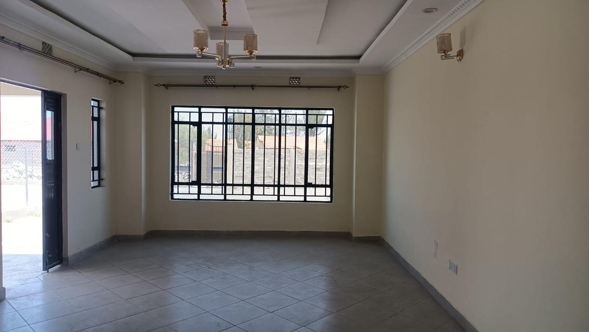 3 Bed House with En Suite at Acacia - 9