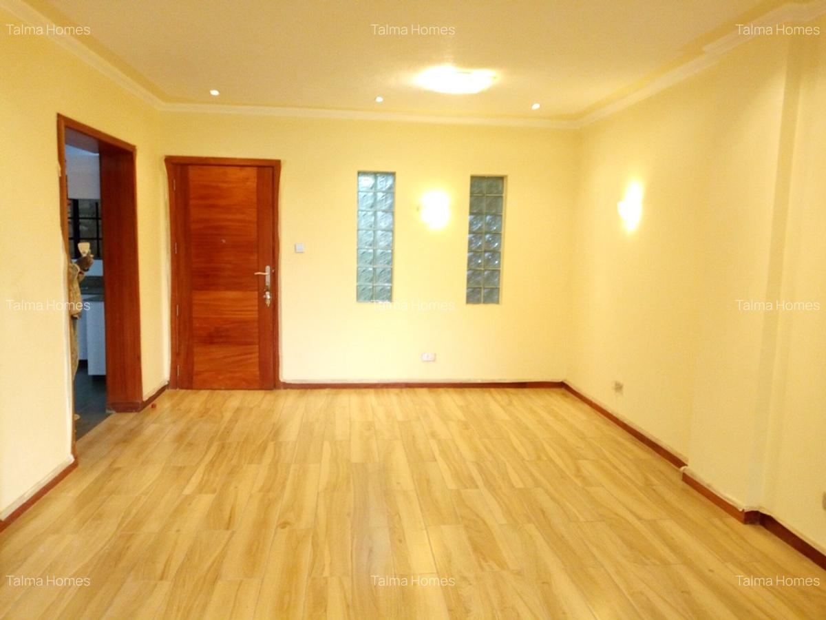 2 Bed Apartment with En Suite at Off Church Rd - 15