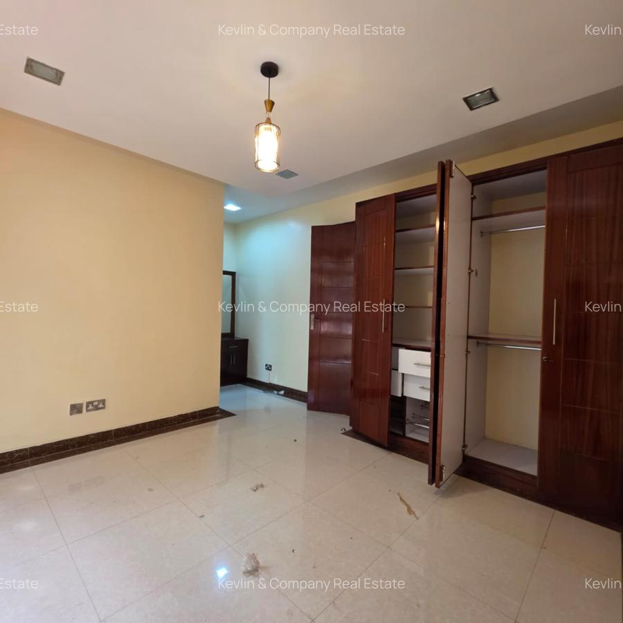 4 Bed Apartment with En Suite in Lavington - 18