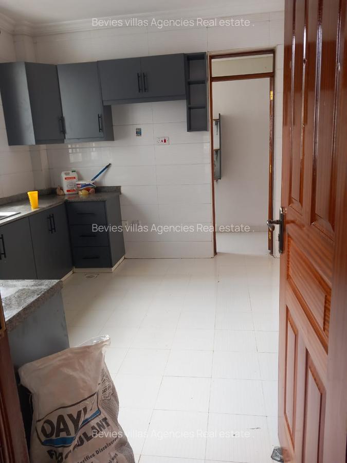 3 Bed Apartment with En Suite at Westlands - 11