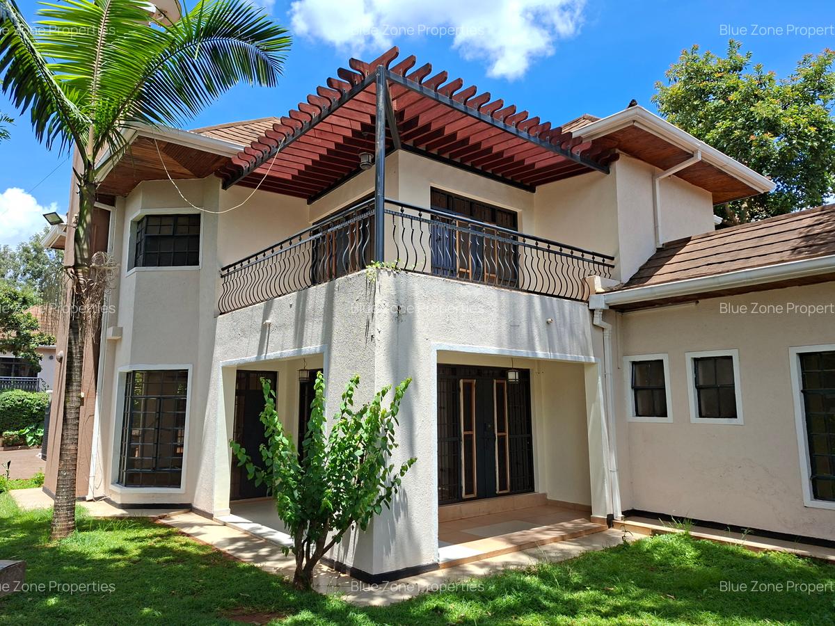 4 Bed Townhouse with En Suite at Off Kiambu Rd - 2