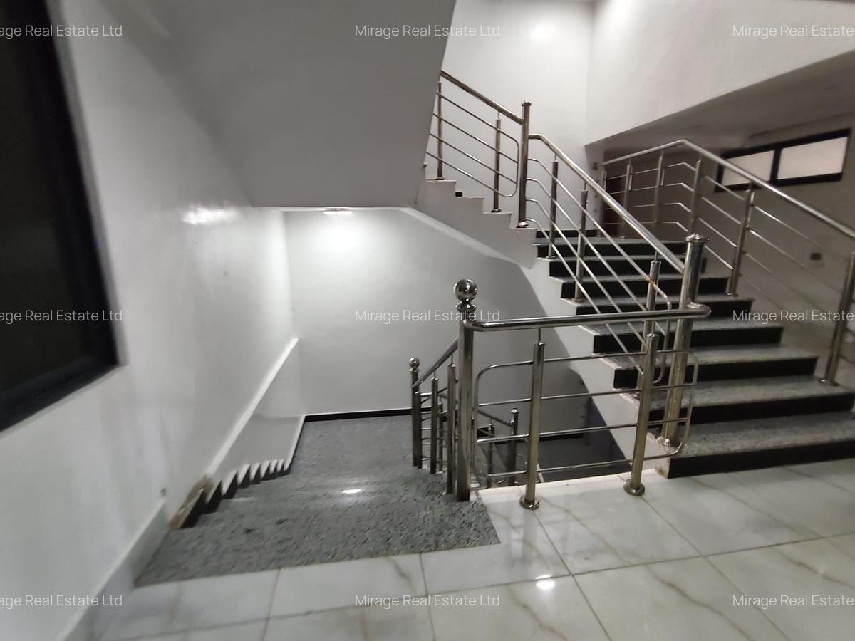 3 Bed Apartment with En Suite in Parklands - 2