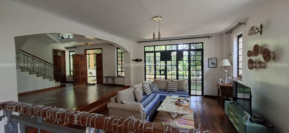 4 Bed Townhouse with En Suite in Kyuna - 1