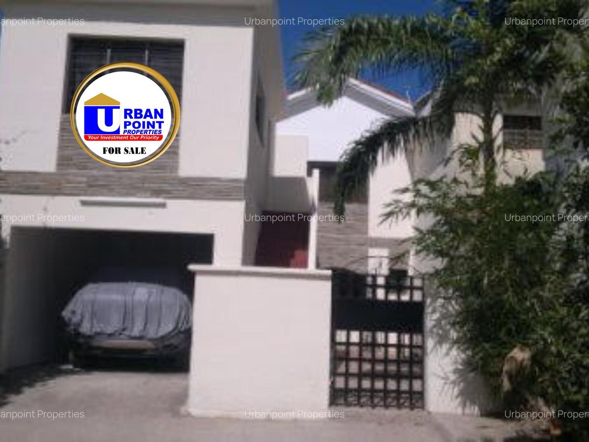 3 Bed House with En Suite in Nyali Area - 1