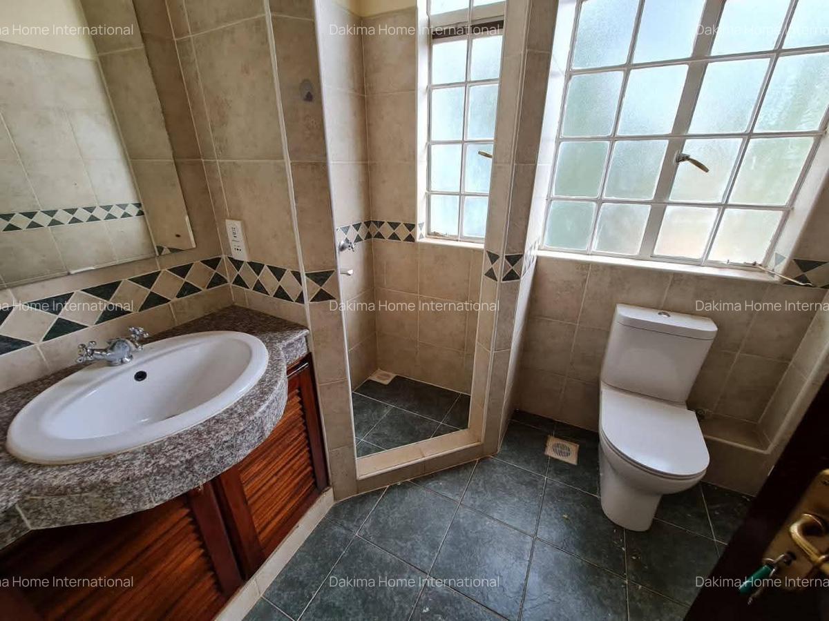 5 Bed Townhouse with En Suite in Lower Kabete - 8
