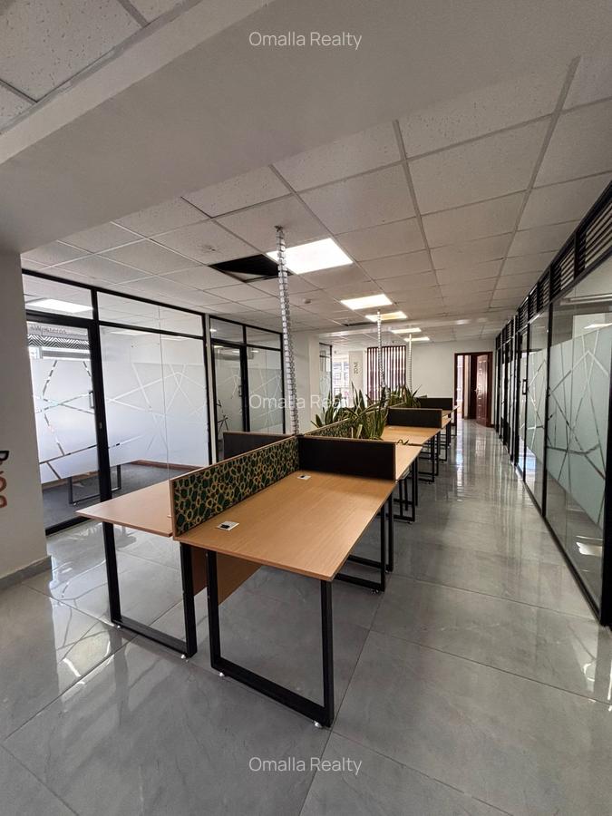 4,000 ft² Office with Backup Generator in Westlands Area - 10