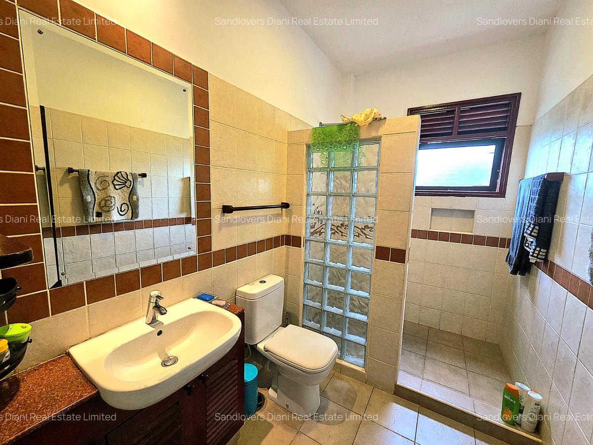 Furnished 2 Bed Apartment with Swimming Pool in Diani - 7