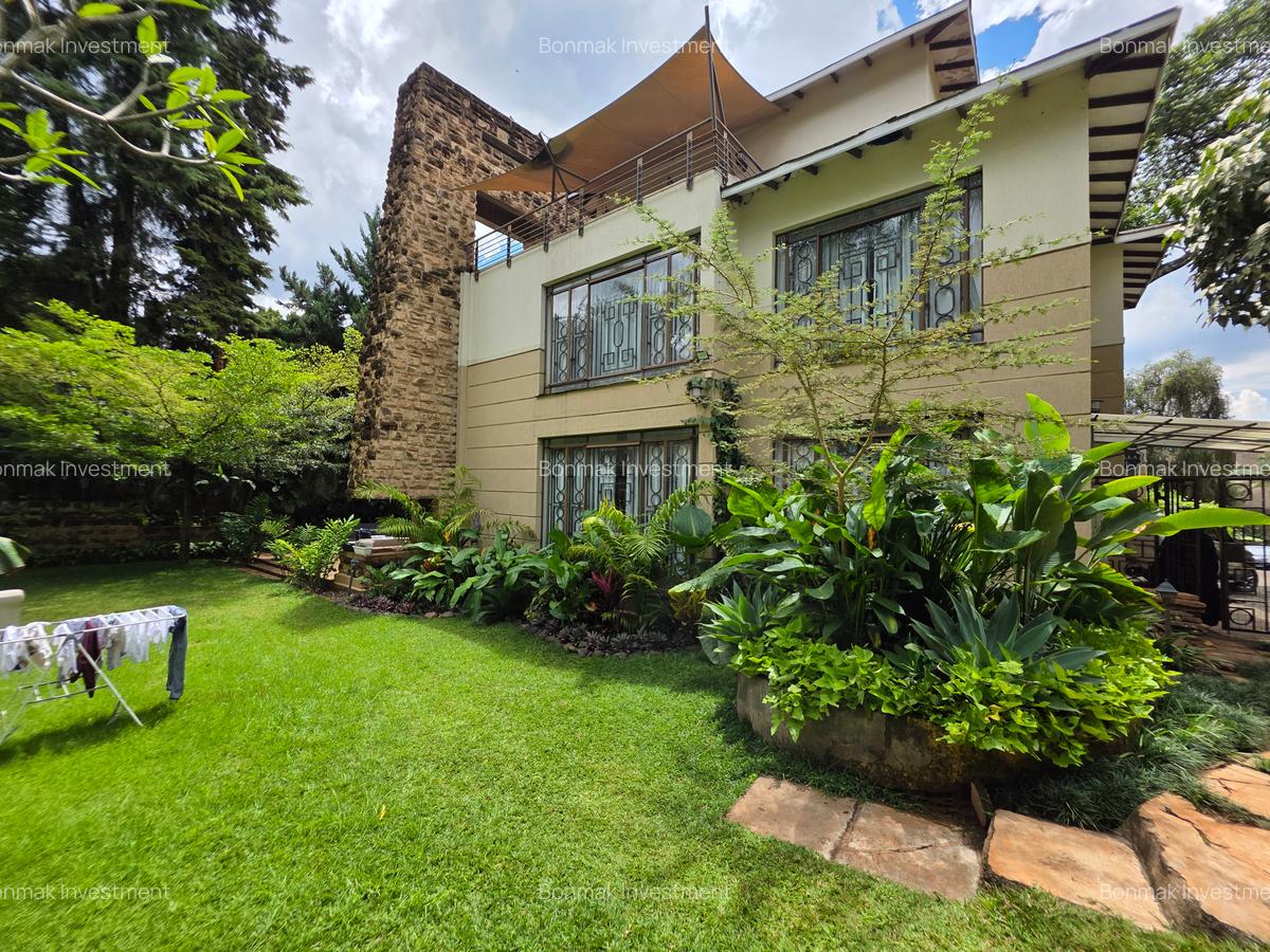 4 Bed Townhouse with En Suite at Lavington Green. - 5
