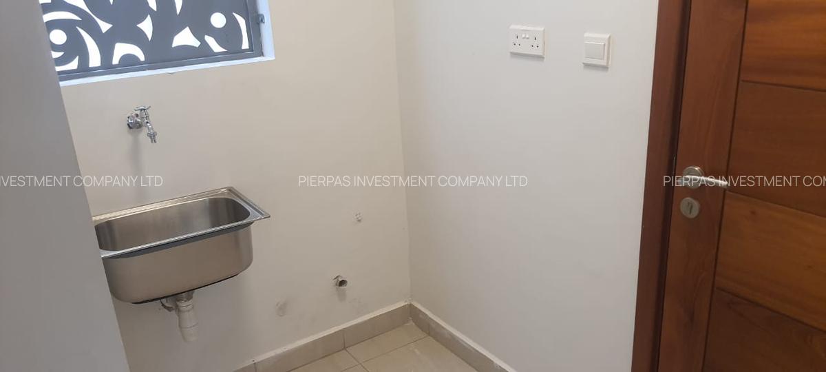 Serviced 2 Bed Apartment with En Suite in Kileleshwa - 12
