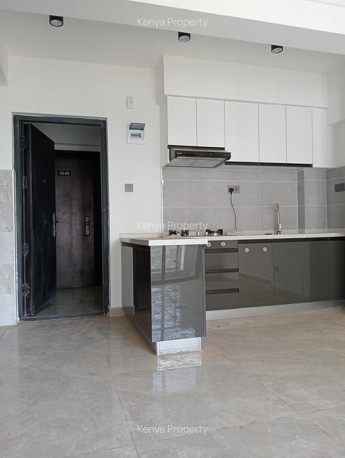 1 Bed Apartment with Swimming Pool in Valley Arcade - 13