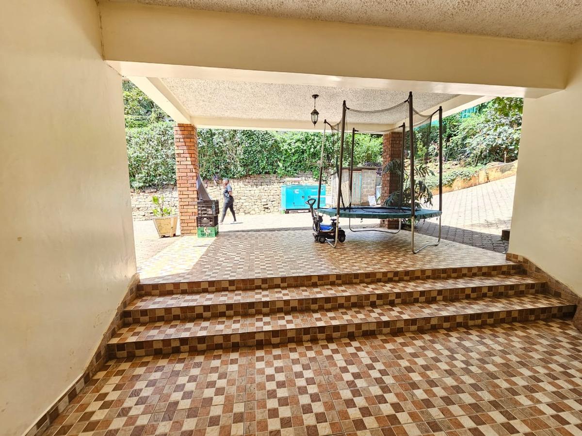 6 Bed House with En Suite in Muthaiga - 13