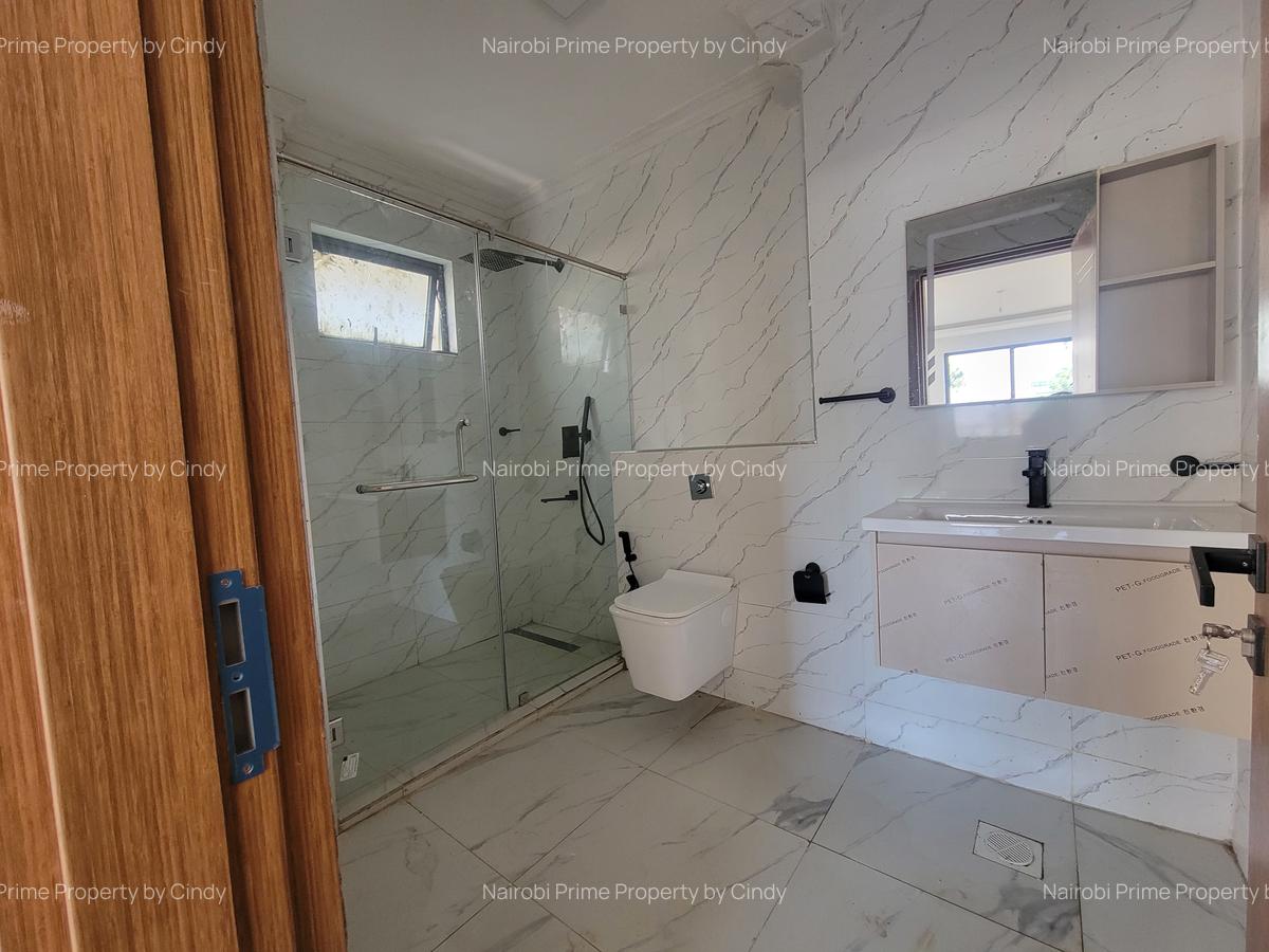 Serviced 5 Bed Apartment with En Suite at 3Rd Avenue - 4
