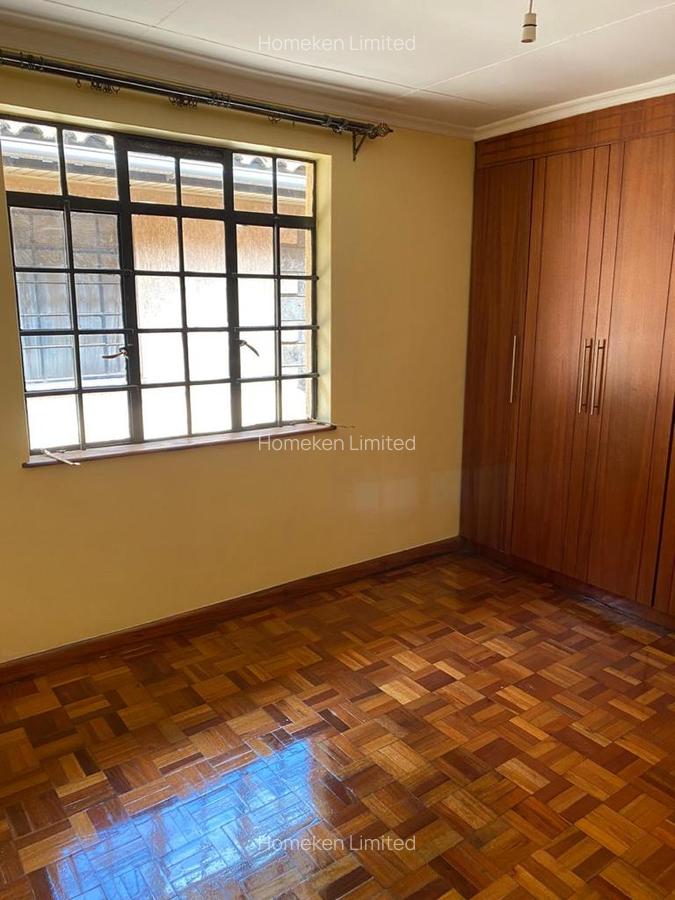 4 Bed Townhouse with En Suite at Lavington - 9