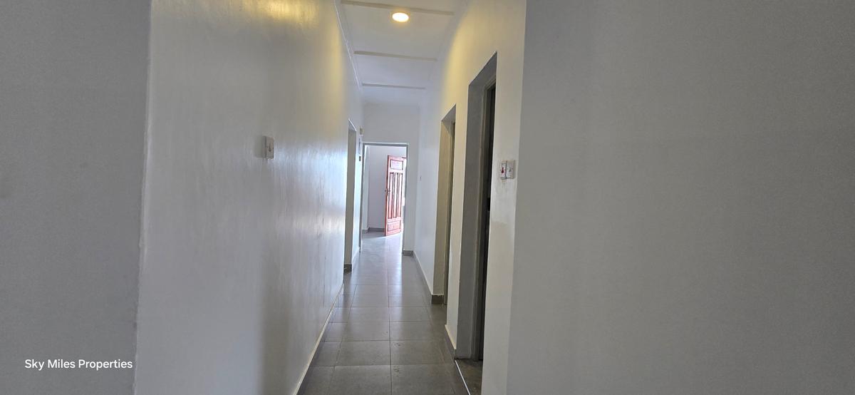 3 Bed House with En Suite at Mtwapa - 11