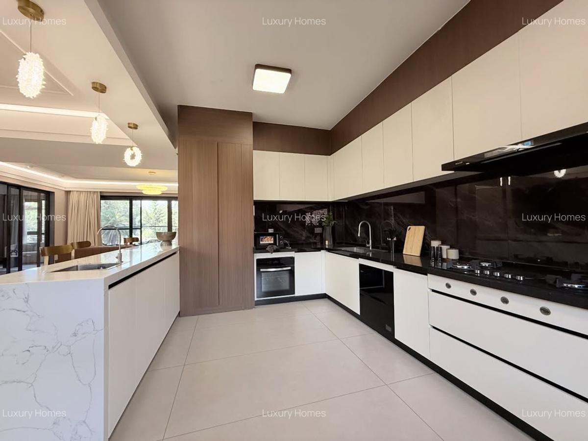 3 Bed Apartment with En Suite in Kilimani - 2